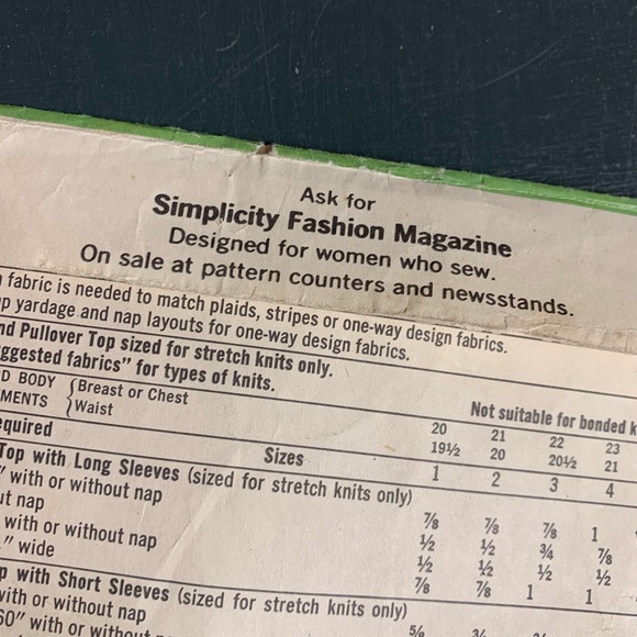 Simplicity Kids Sewing Pattern from the 70s - Picture 5 of 6